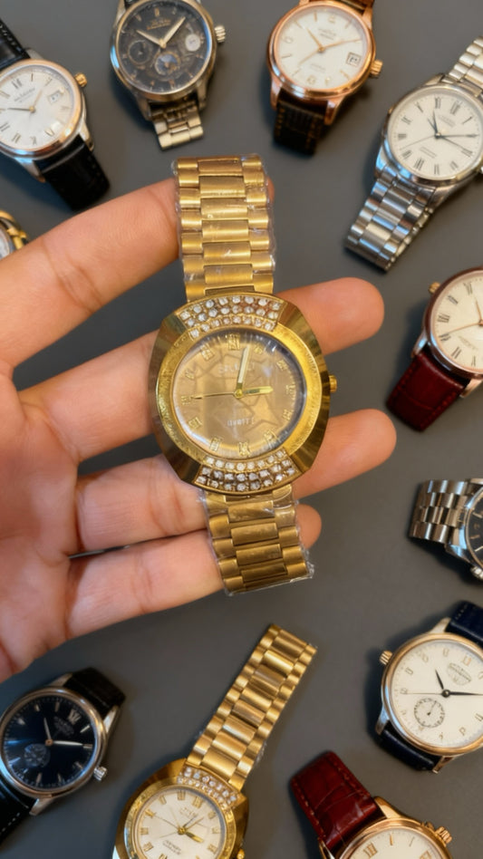 SKMEI Men’s Gold Stainless Steel Analog Watch – Elegant Timepiece with Steel Strap