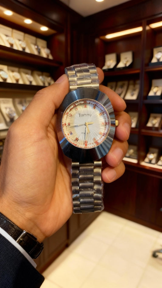 Tommy Hilfiger Men’s Silver Stainless Steel Analog Watch – Sleek Steel Strap Timepiece