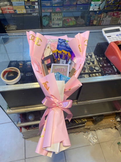 ✨ Premium Beauty & Chocolate Gift Bouquet – Perfect Surprise for Her 🎁💄🍫